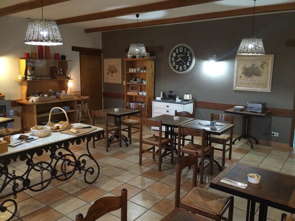 Logis Hotel Restaurant Le Mas De Mon Pere Saint-Jean-le-Centenier Eksteriør bilde