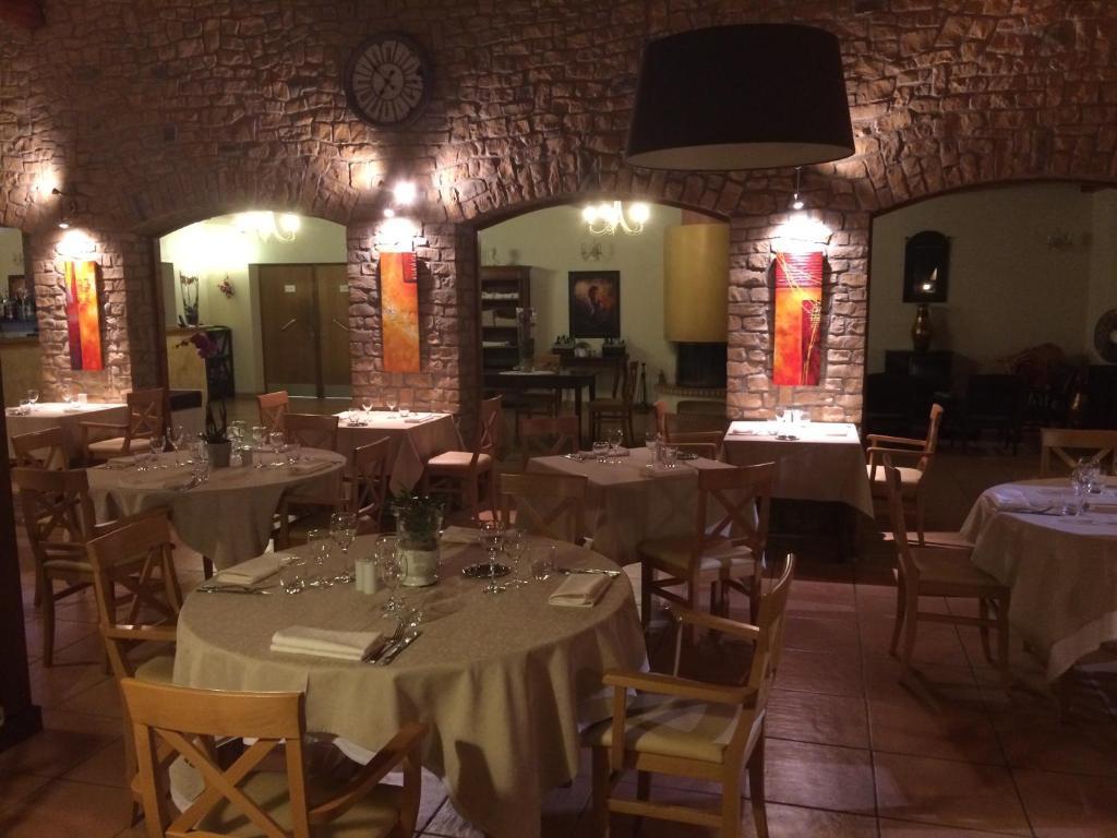 Logis Hotel Restaurant Le Mas De Mon Pere Saint-Jean-le-Centenier Eksteriør bilde