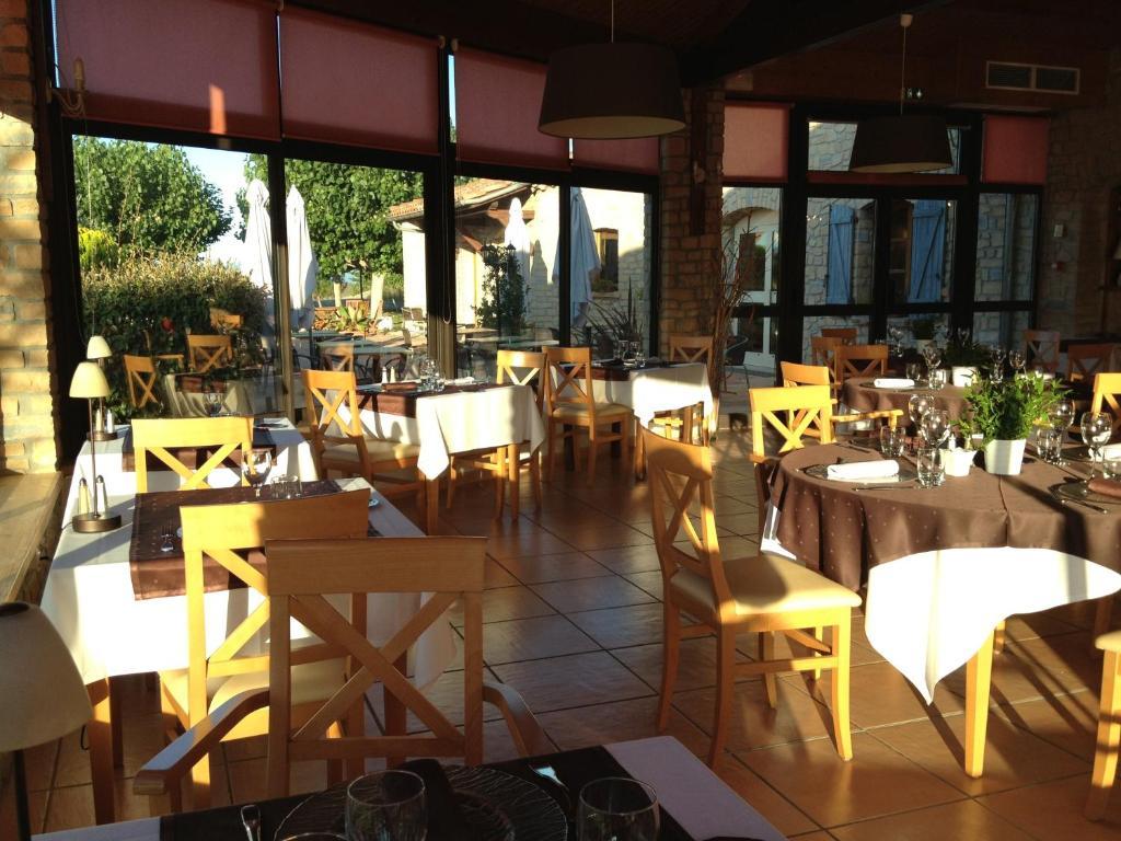 Logis Hotel Restaurant Le Mas De Mon Pere Saint-Jean-le-Centenier Eksteriør bilde
